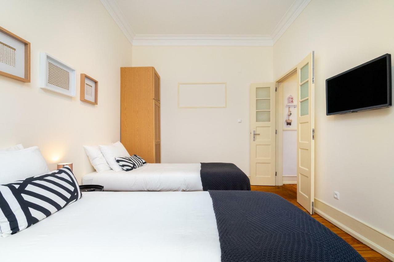 Whome Hideaway Family Apartment #1E Lisbon Bagian luar foto