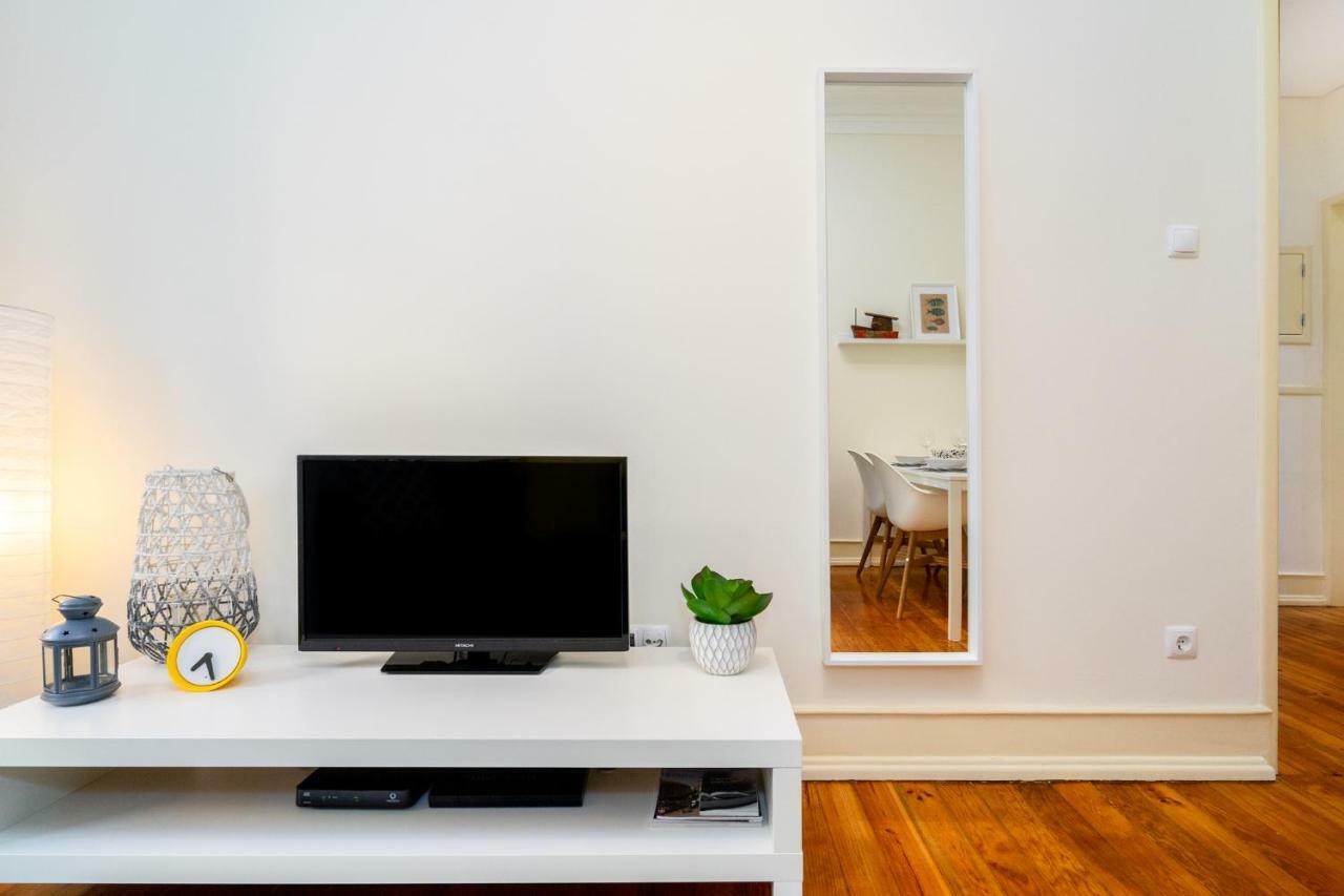 Whome Hideaway Family Apartment #1E Lisbon Bagian luar foto