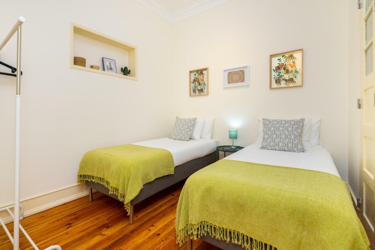Whome Hideaway Family Apartment #1E Lisbon Bagian luar foto